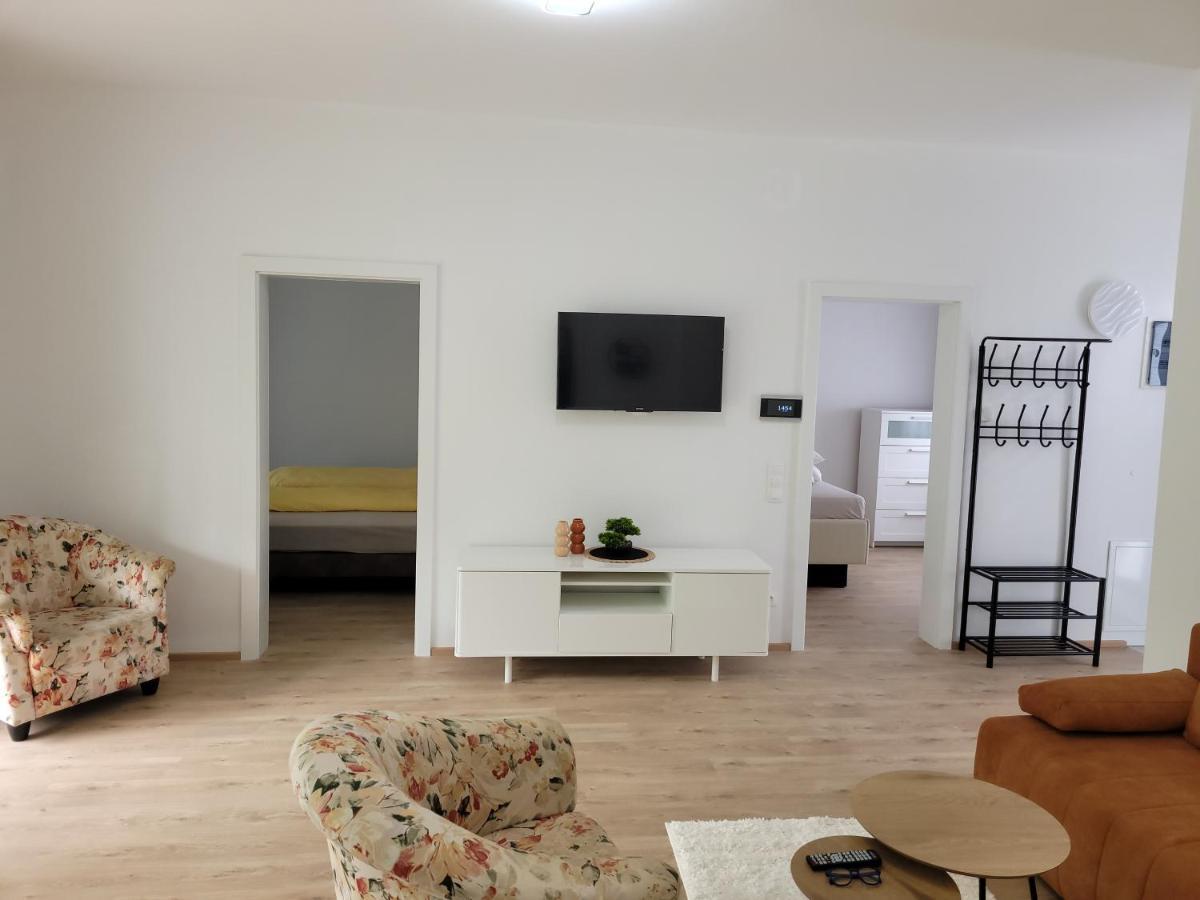 Villa Loe Villach Esterno foto