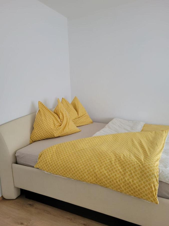 Villa Loe Villach Esterno foto